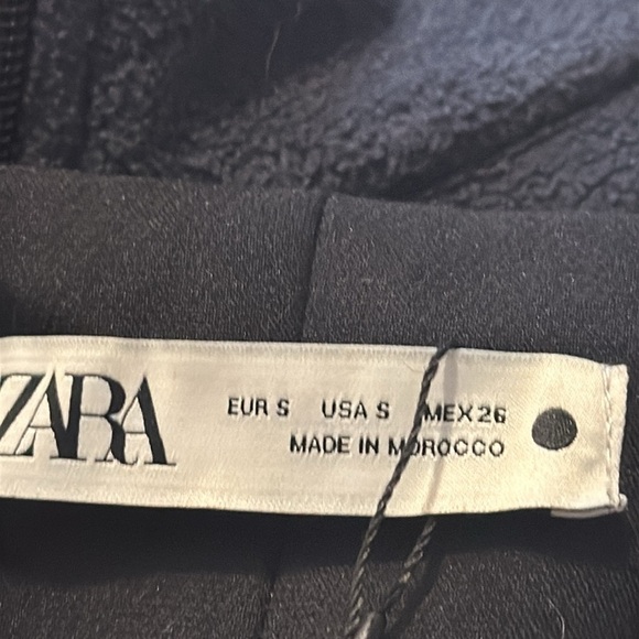 NWT Women’s Zara Black Pleated Front Wide Leg Slacks Size Small - Picture 7 of 8